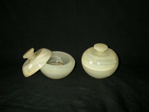 Hand made onyx apple candy jar - Pak Expo