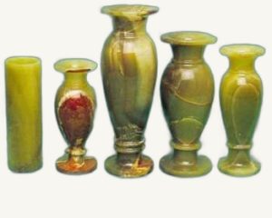 Green Vase - handcrafted natural stone from Pakistan - Pak Expo